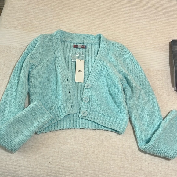 Urban Outfitters NWT cropped cardigan/sweater - Picture 1 of 2
